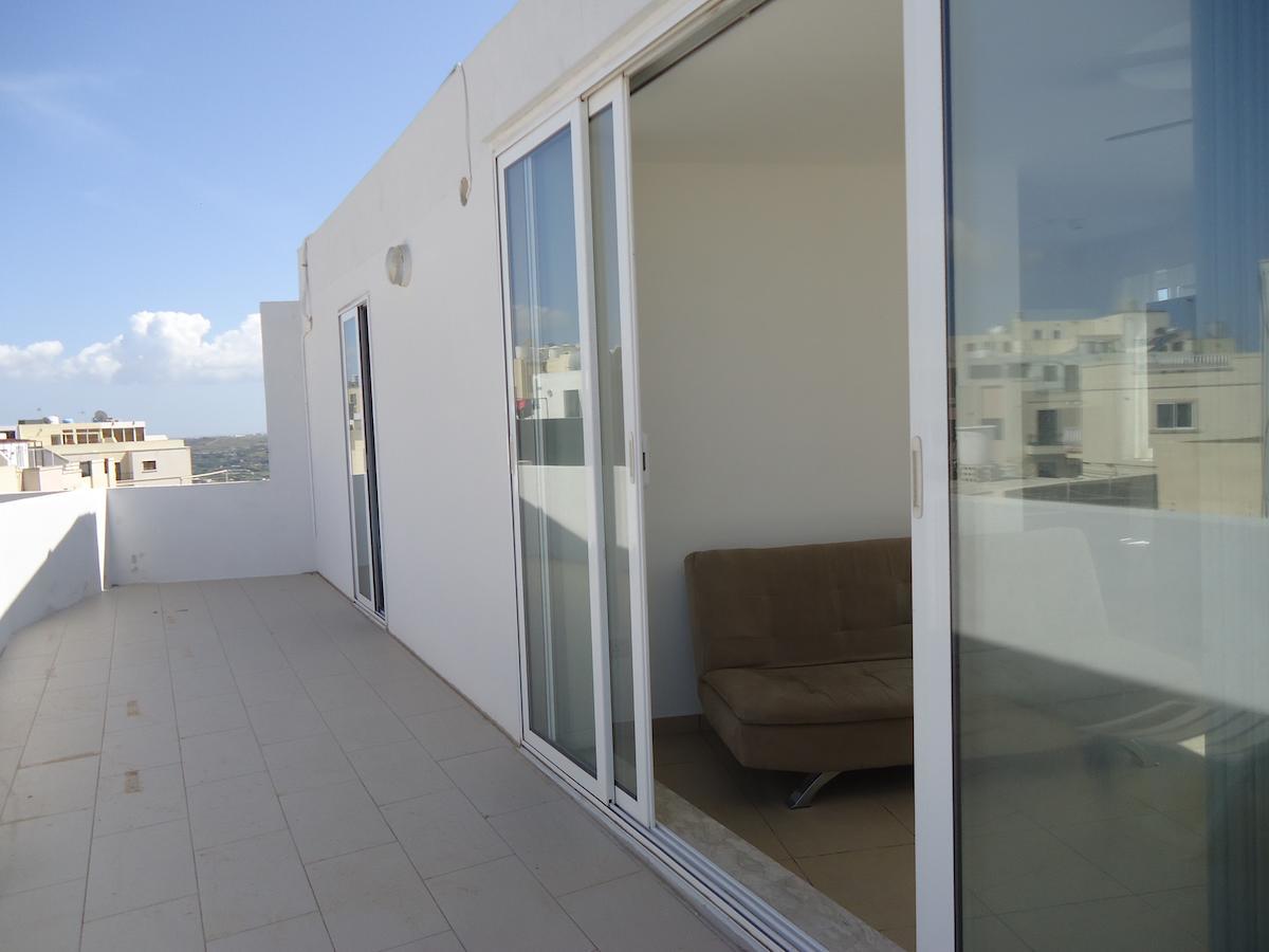 Shamrock Flats Apartamento Mellieħa Habitación foto